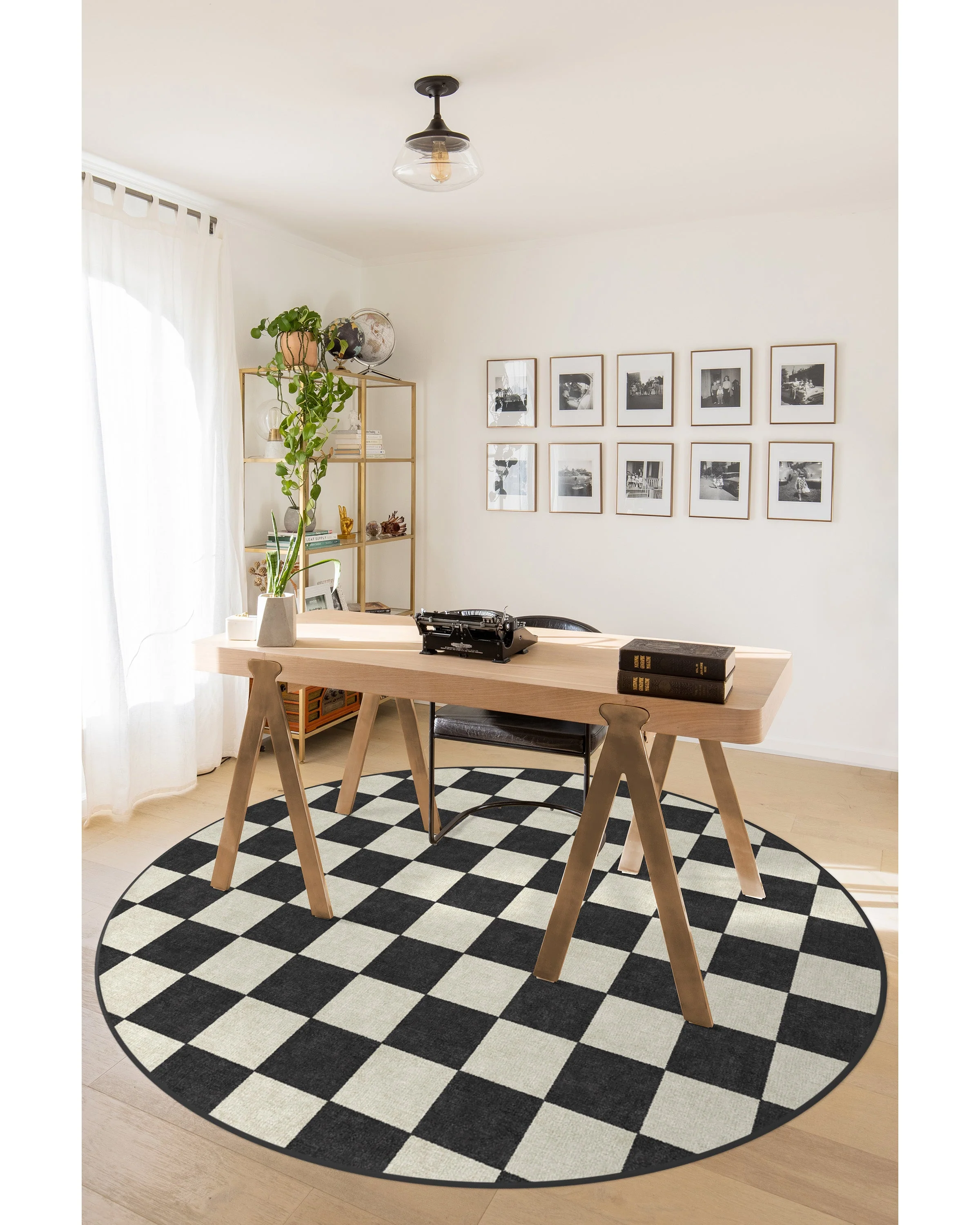 1046-jaque-checkered-black-rug-7.webp Jaque Checkered Black Rug