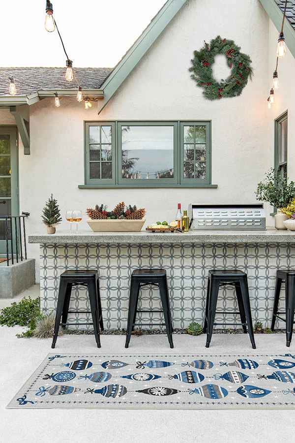 1067-festive-garland-blue-grey-outdoor-rug-3.webp Festive Garland Blue Grey Outdoor Rug
