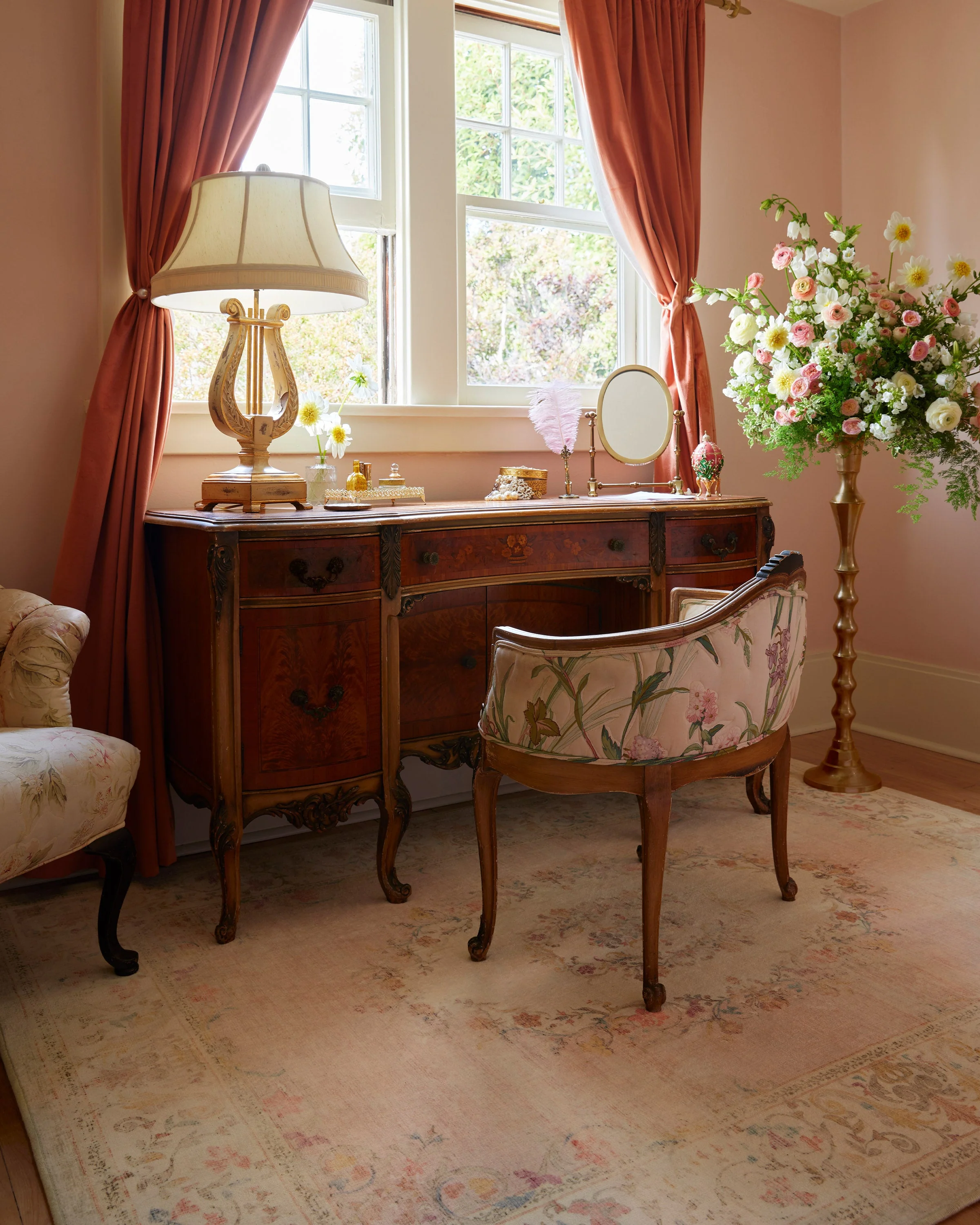 1068-lady-whistledown-vintage-pink-flatwoven-rug-2.webp Lady Whistledown Vintage Pink Flatwoven Rug