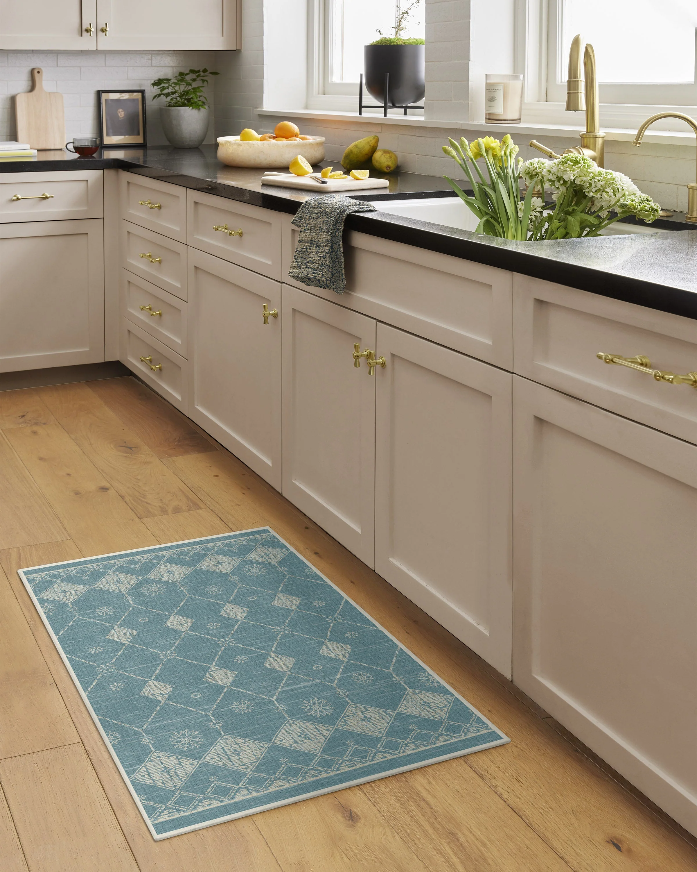 1092-lumia-pale-blue-flatwoven-rug-4.webp Lumia Pale Blue Flatwoven Rug