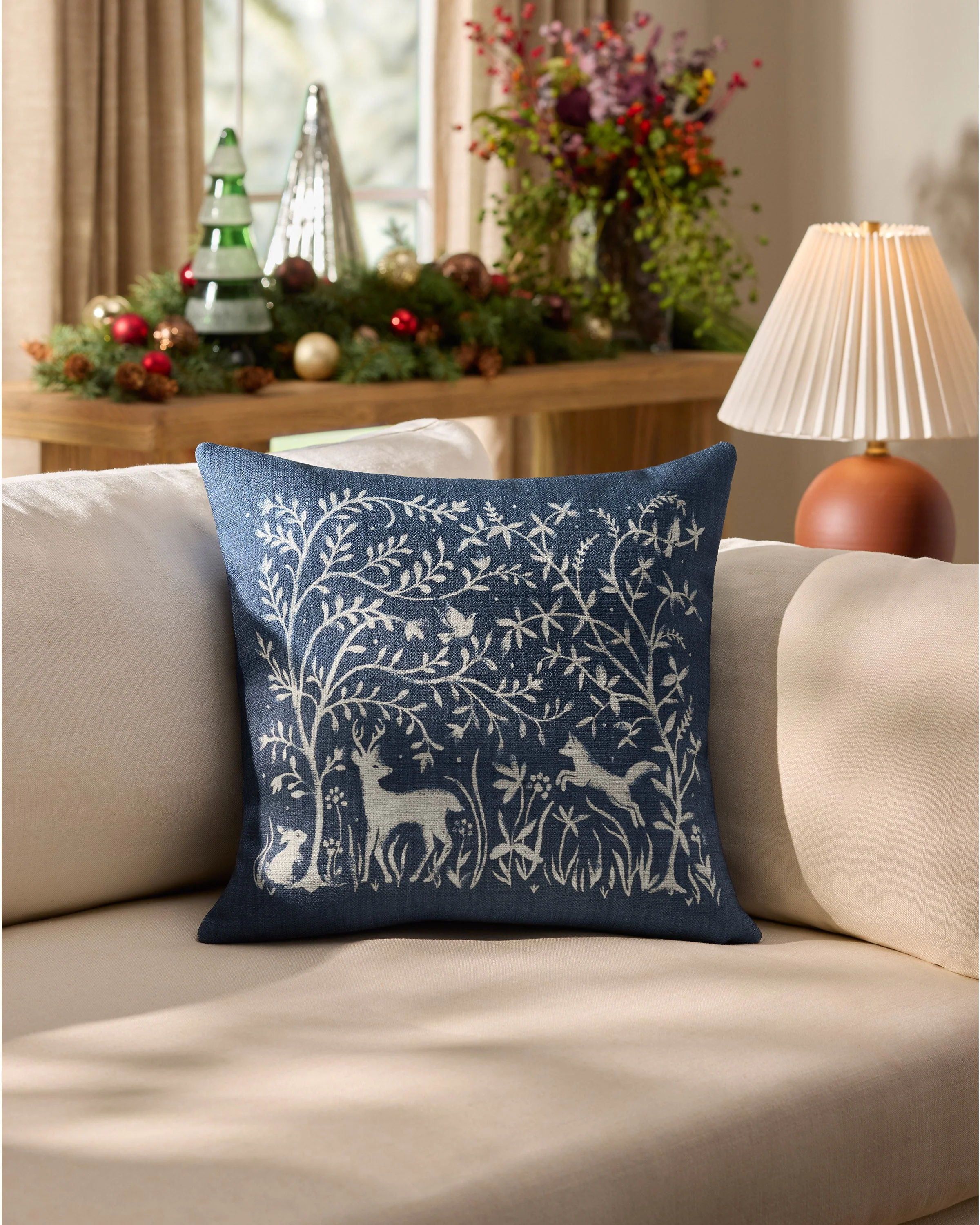 1456-sylva-navy-woven-throw-pillow-2.webp Sylva Navy Woven Throw Pillow