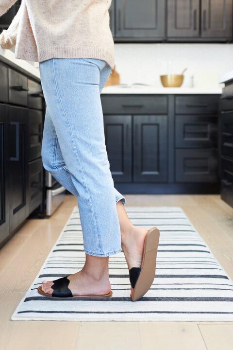 146-cushioned-rug-pad-2.jpg Cushioned Rug Pad