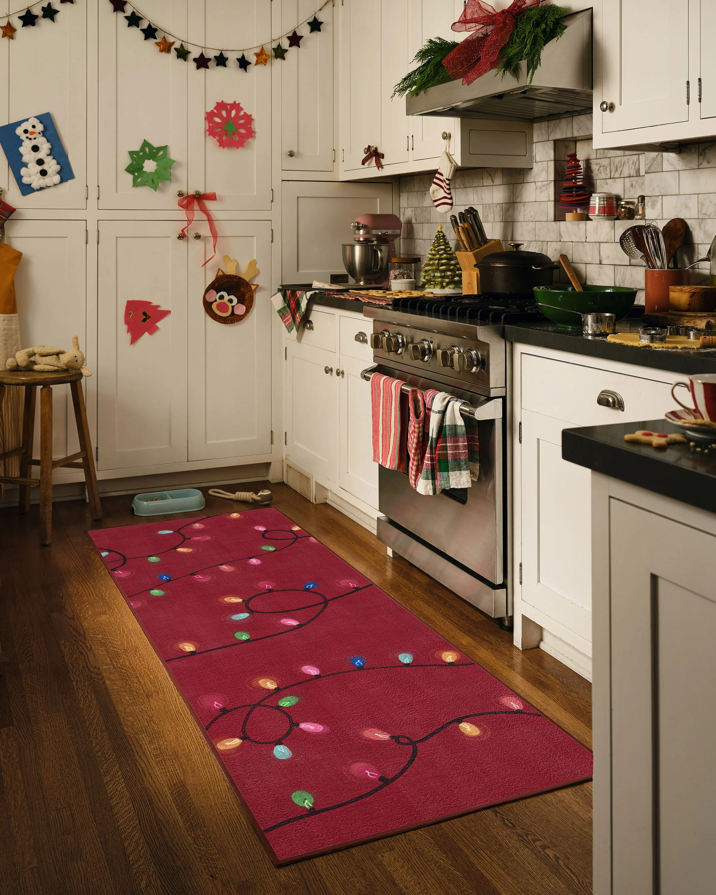 1649-let-it-glow-red-rug-5.webp Let It Glow Red Rug