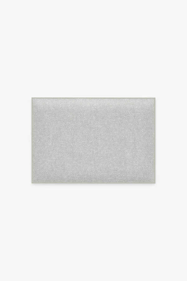 1656-solid-light-grey-bath-mat-1.webp Solid Light Grey Bath Mat