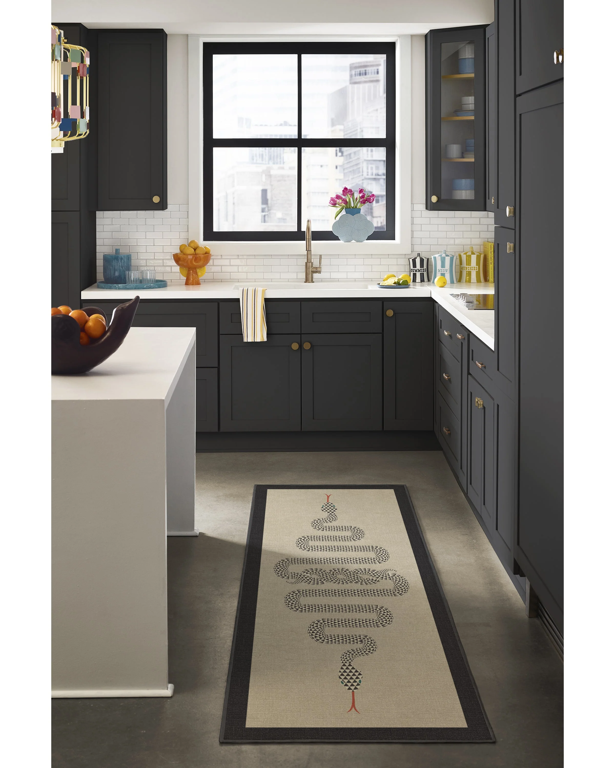 174-venom-neutral-flatwoven-rug-3.webp Venom Neutral Flatwoven Rug