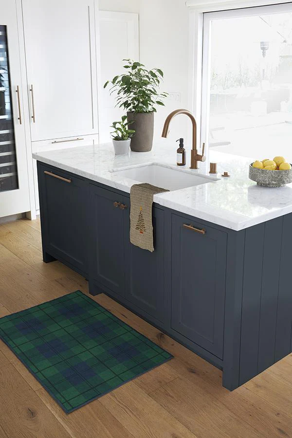 23-buffalo-plaid-blackwatch-flatwoven-rug-4.webp Buffalo Plaid Blackwatch Flatwoven Rug