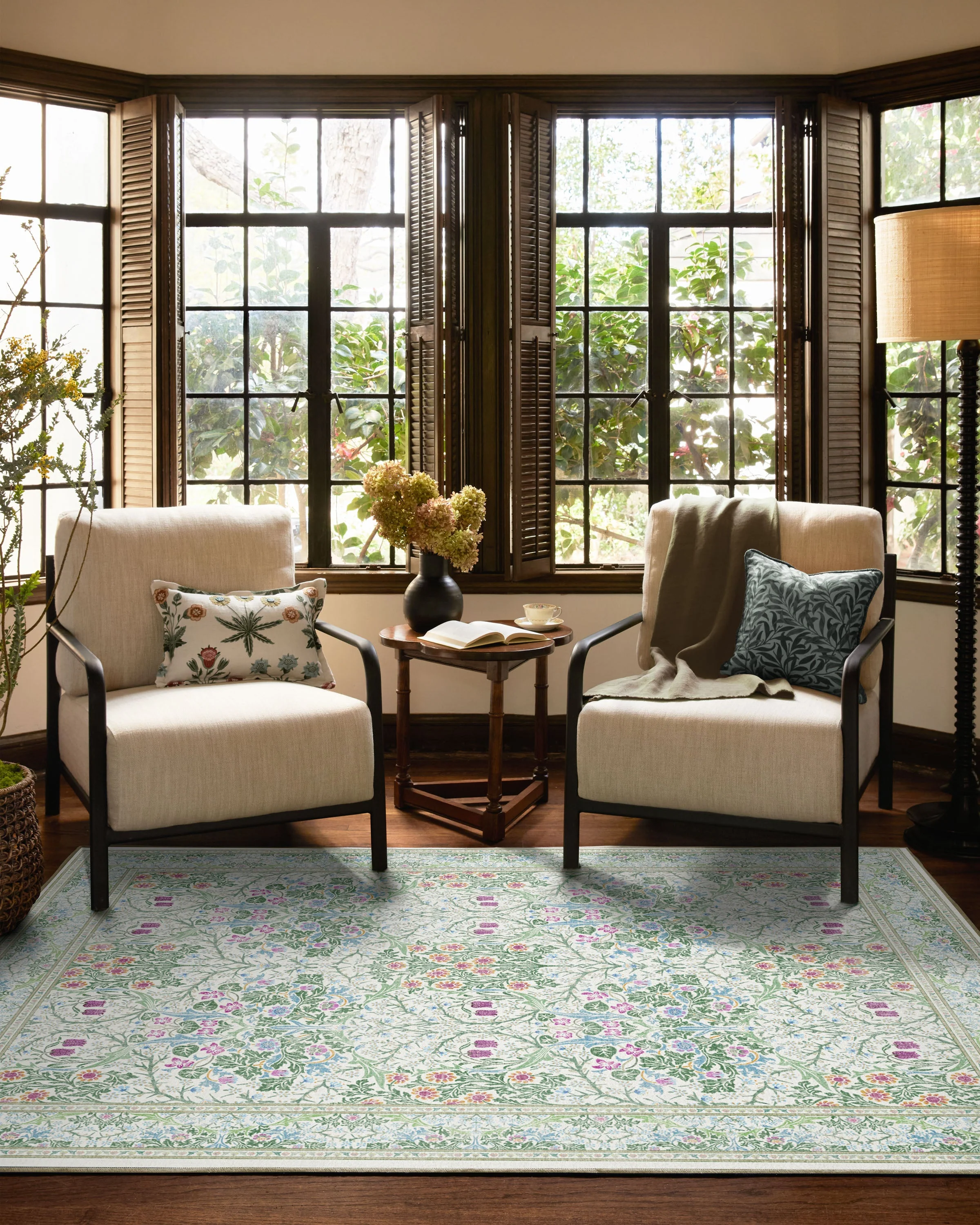 258-blackthorn-berry-multicolor-rug-3.webp Blackthorn Berry Multicolor Rug