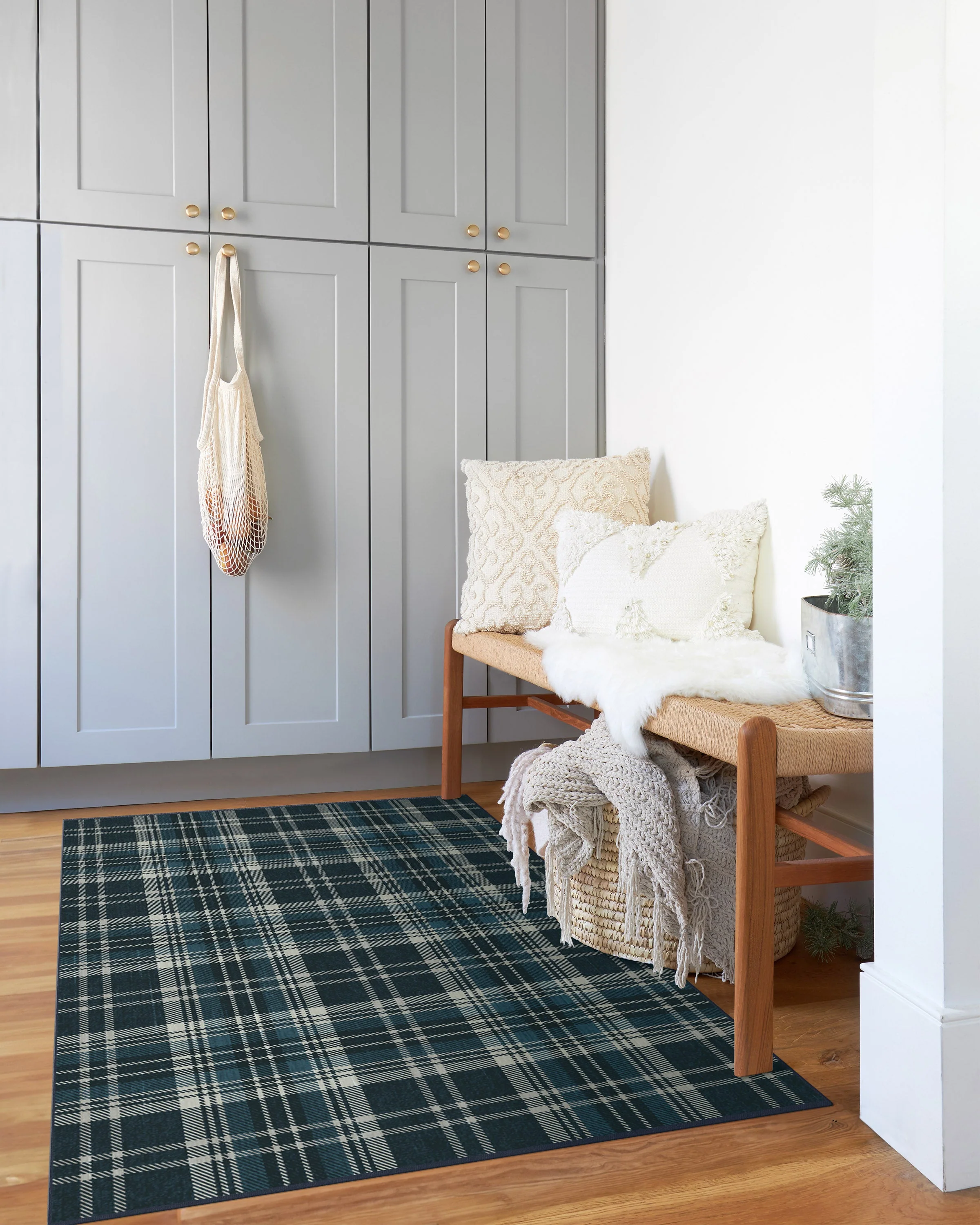 347-dress-stewart-tartan-navy-flatwoven-rug-5.webp Dress Stewart Tartan Navy Flatwoven Rug