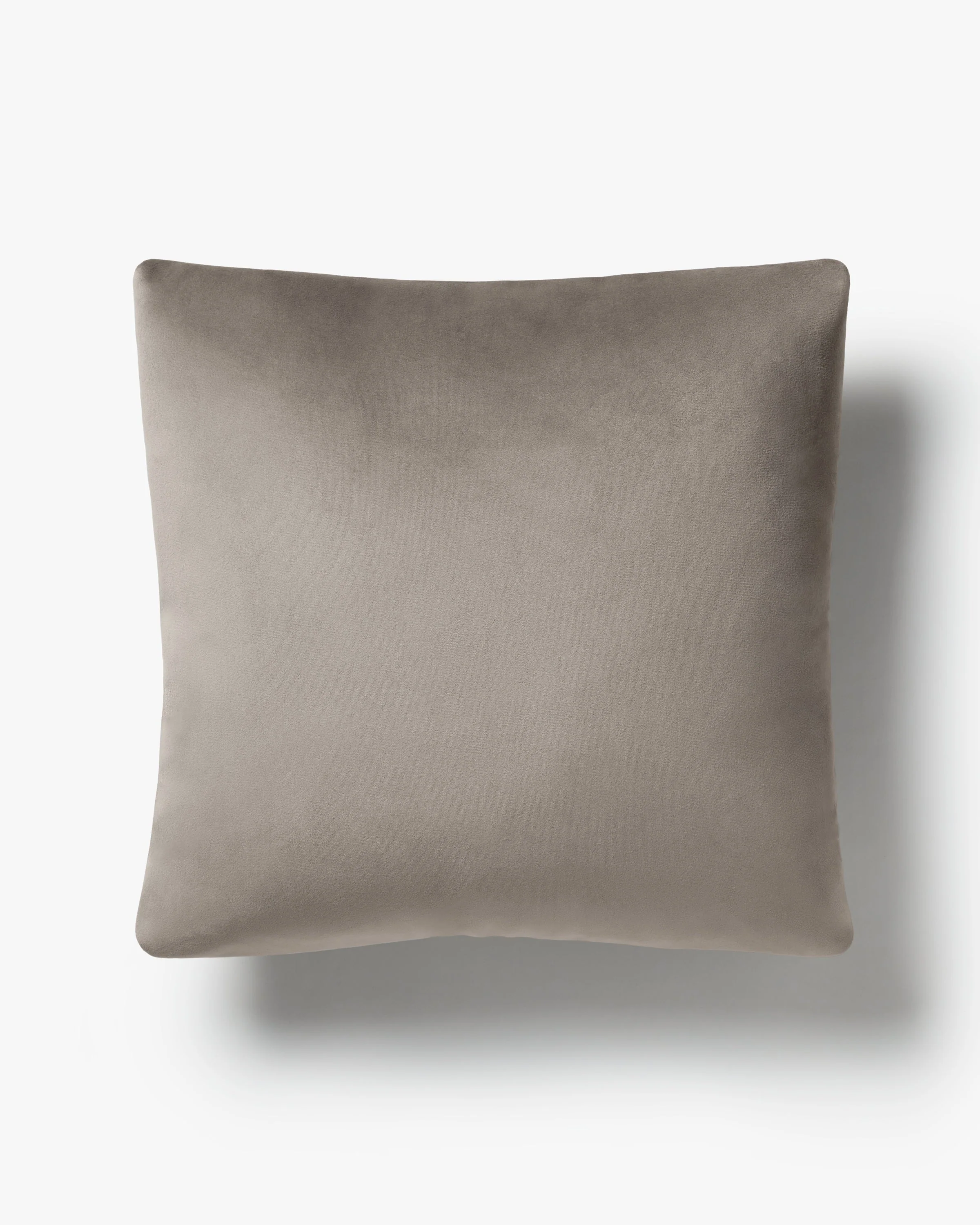 539-grey-velvet-throw-pillow-1.webp Grey Velvet Throw Pillow