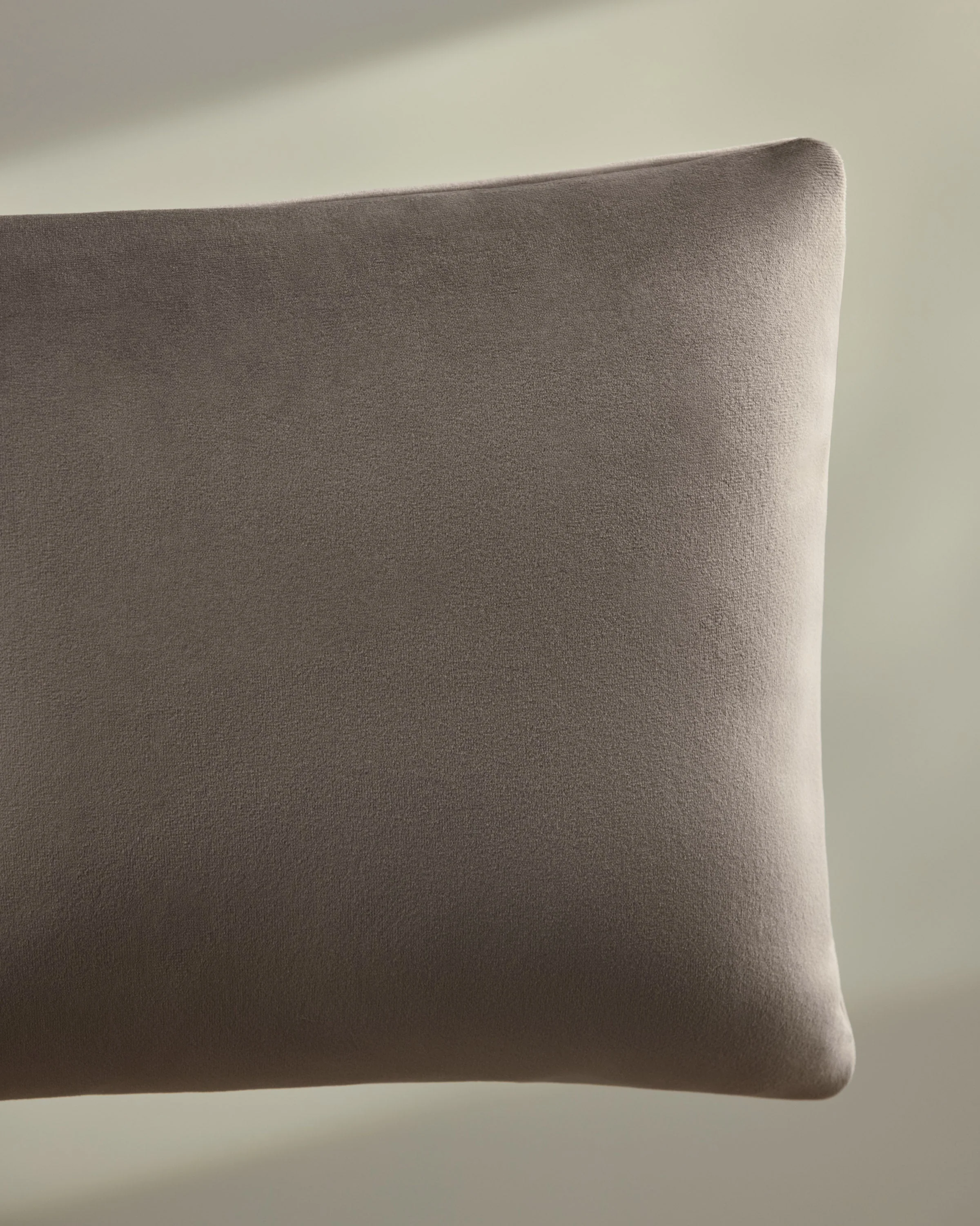 539-grey-velvet-throw-pillow-5.webp Grey Velvet Throw Pillow