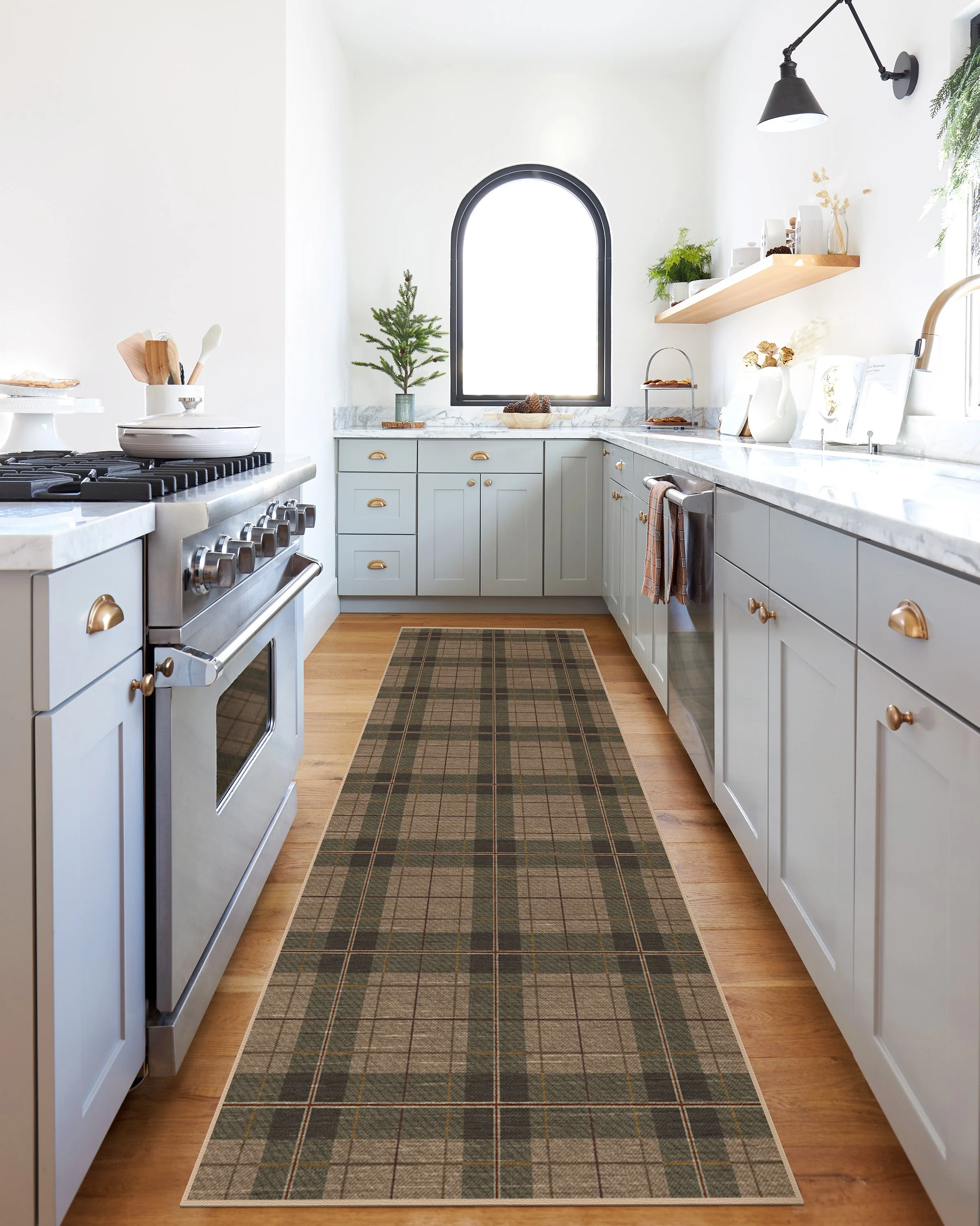 607-alfie-plaid-natural-green-flatwoven-rug-3.webp Alfie Plaid Natural & Green Flatwoven Rug