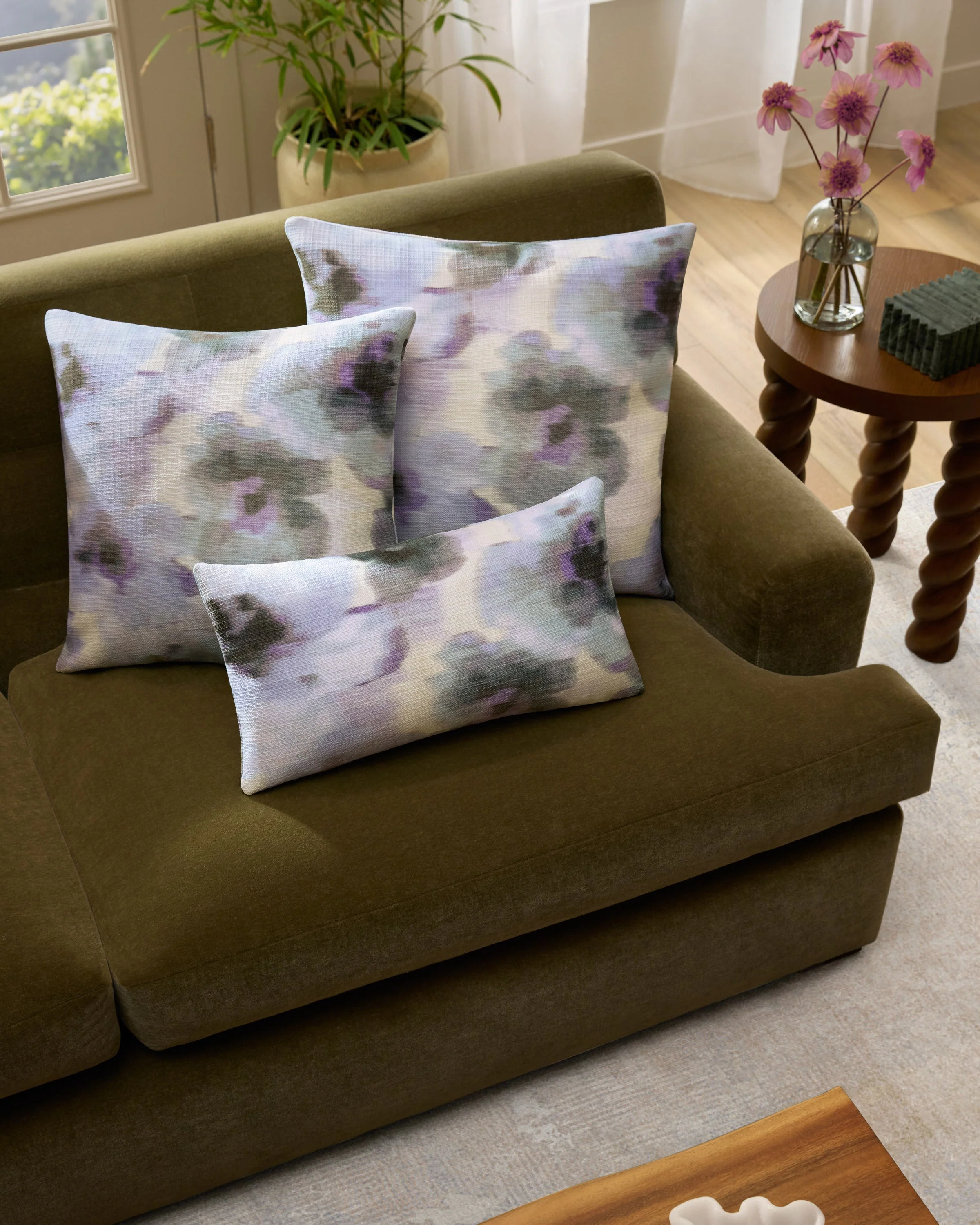 728-emma-lavender-woven-throw-pillow-3.webp Emma Lavender Woven Throw Pillow