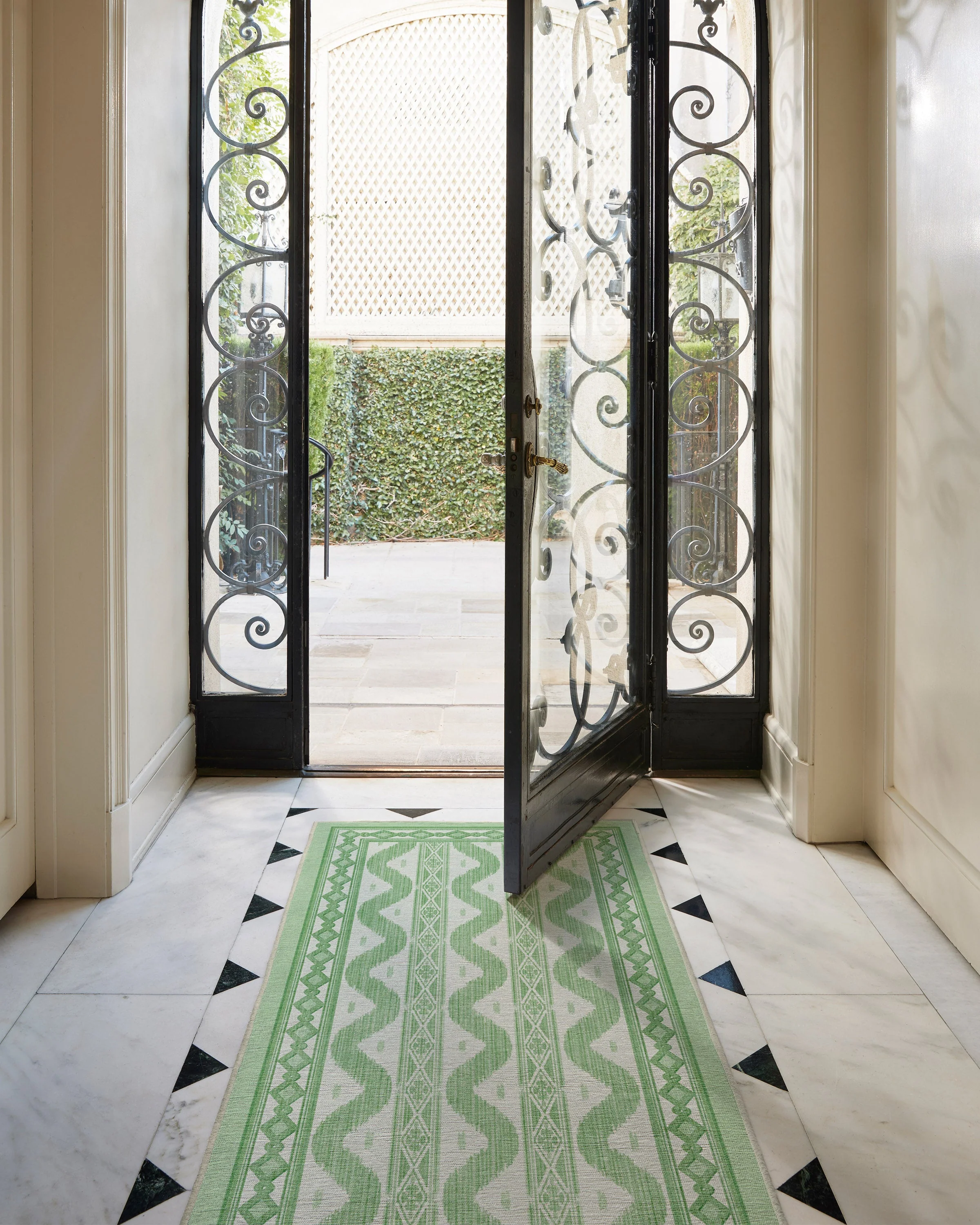 886-ava-ikat-green-flatwoven-rug-3.webp Ava Ikat Green Flatwoven Rug