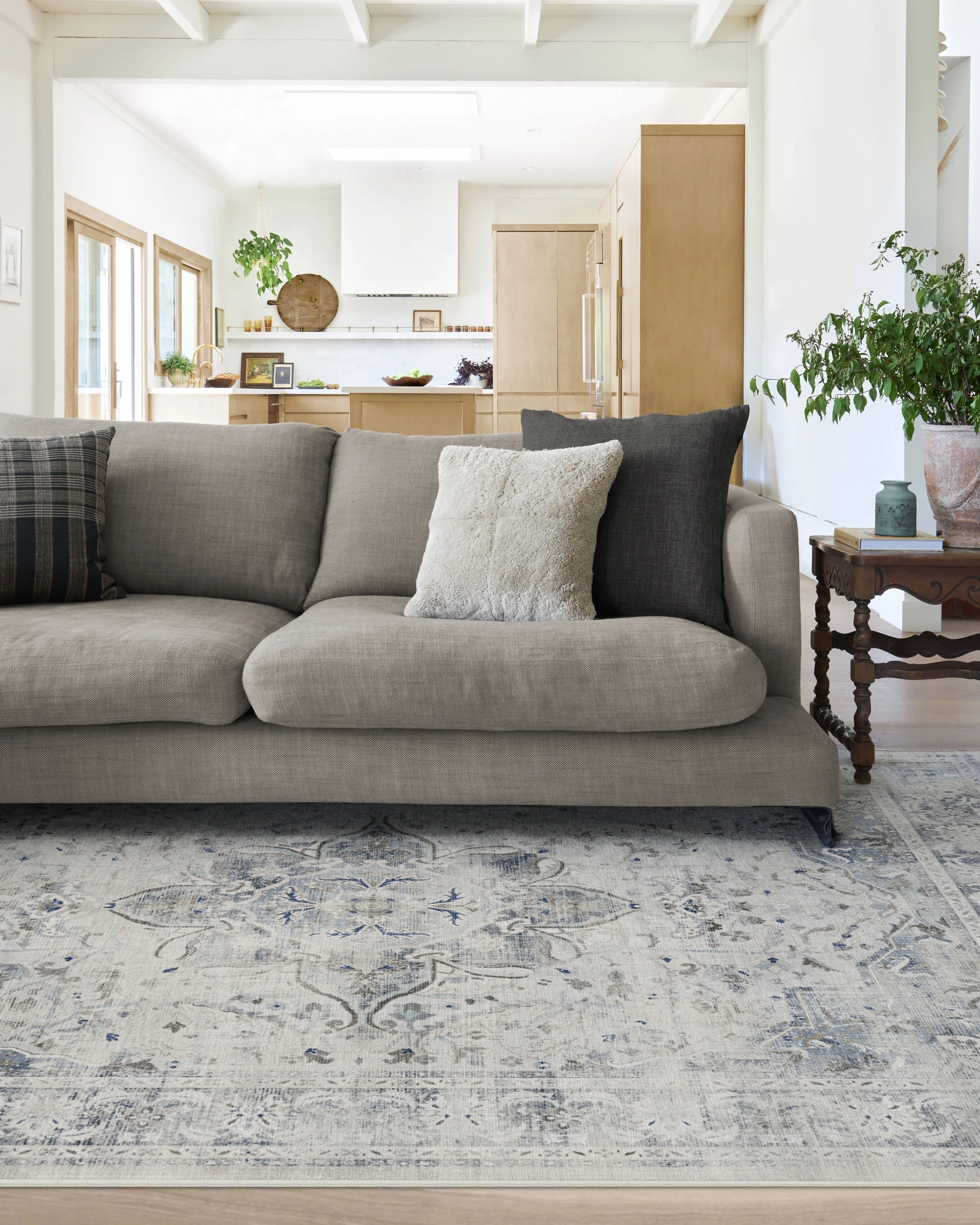 961-sarrah-blue-quartz-rug-3.webp Sarrah Blue Quartz Rug